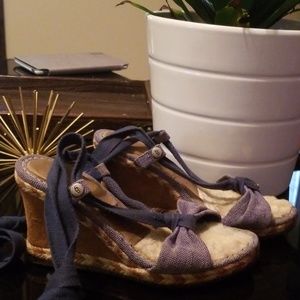 1 DAY SALE!! EUC UGG SANDALS